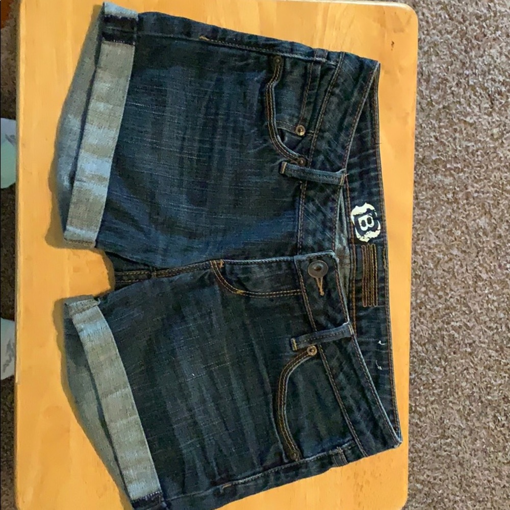 Bullhead shorts